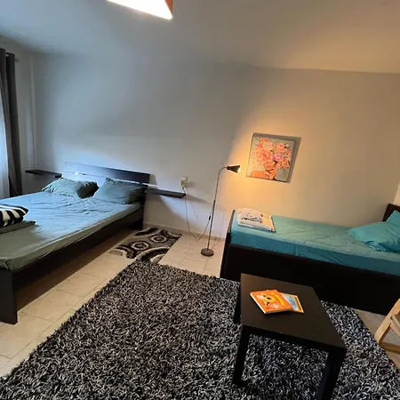 John & Jo Apartment! Апартаменты *