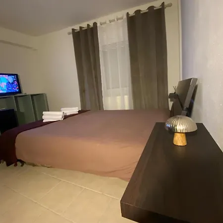 John & Jo Apartment! *