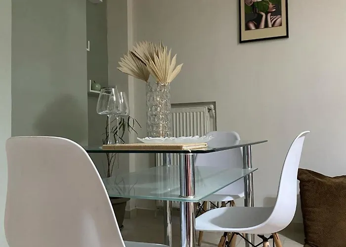 דירה John & Jo Apartment! קסטוריה