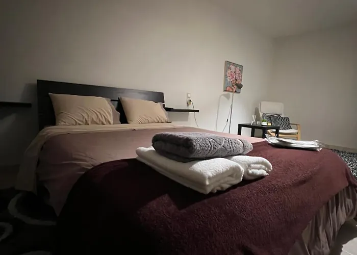 John & Jo Apartment! דירה קסטוריה